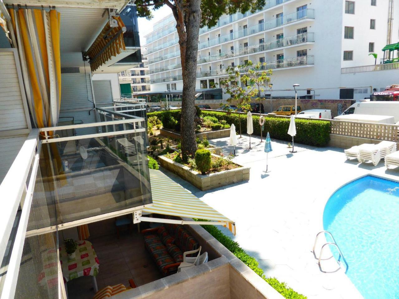Apartamentos Montblanc Familidays 013 Σαλού Εξωτερικό φωτογραφία